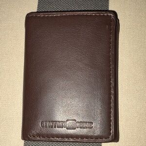 GEOFFREY BEENE Brown Leather Wallet